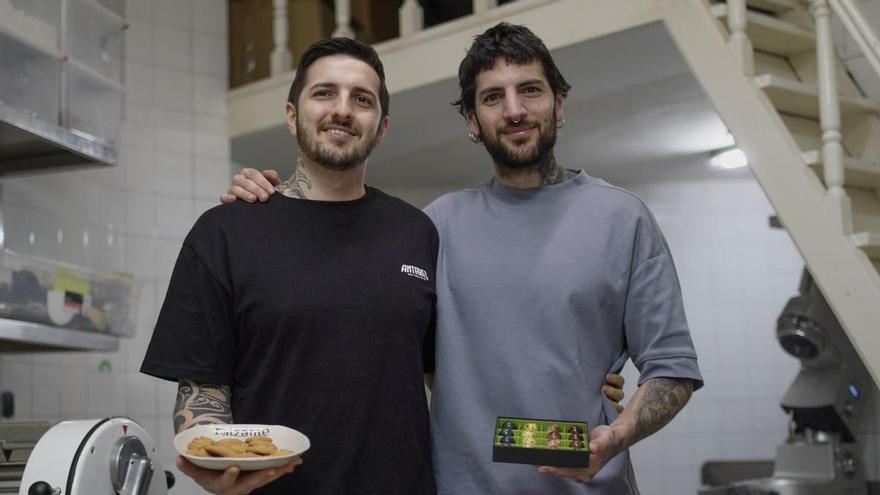 Los seis hermanos de A Coruña que hornean galletas como si fueran joyas: "A la gente le recuerdan a las de antes"