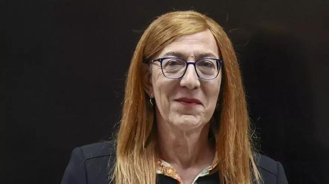 Marina Echebarria, catedrática de Derecho y activista LGTBI: "Las transexuales no somos un peligro para el resto"
