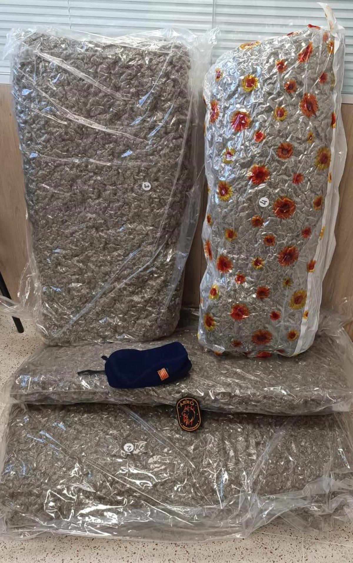 Marihuana requisada al conductor de l'AP-7 en La Jonquera