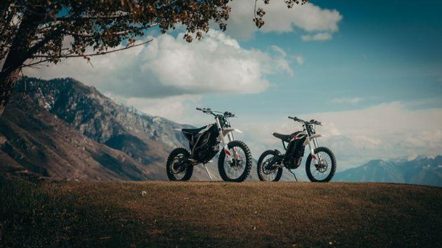 Zero inicia la revolución eléctrica off-road con la entrega de las nuevas XB y XE