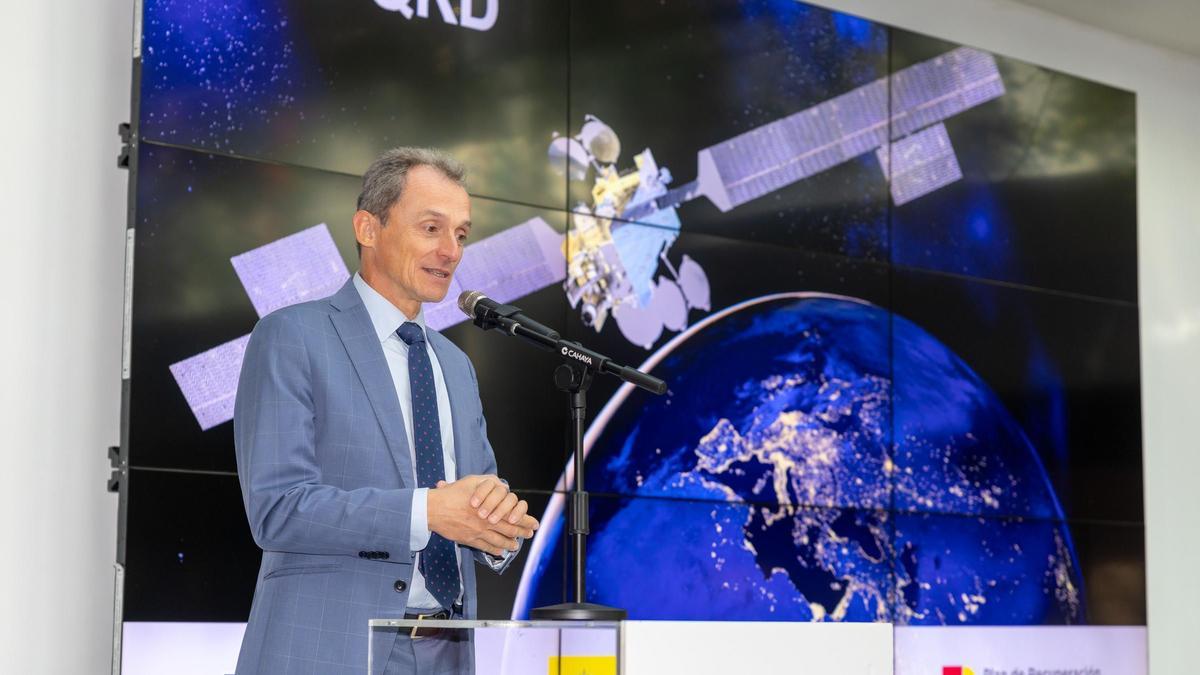 Pedro Duque, presidente de Hispasat en la presentación del proyecto.