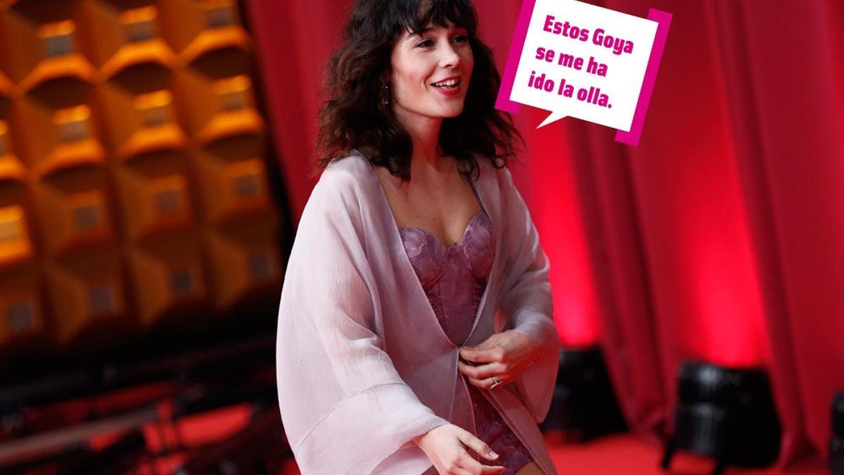 Nadia de Santiago llega en lencería a los Premios Goya