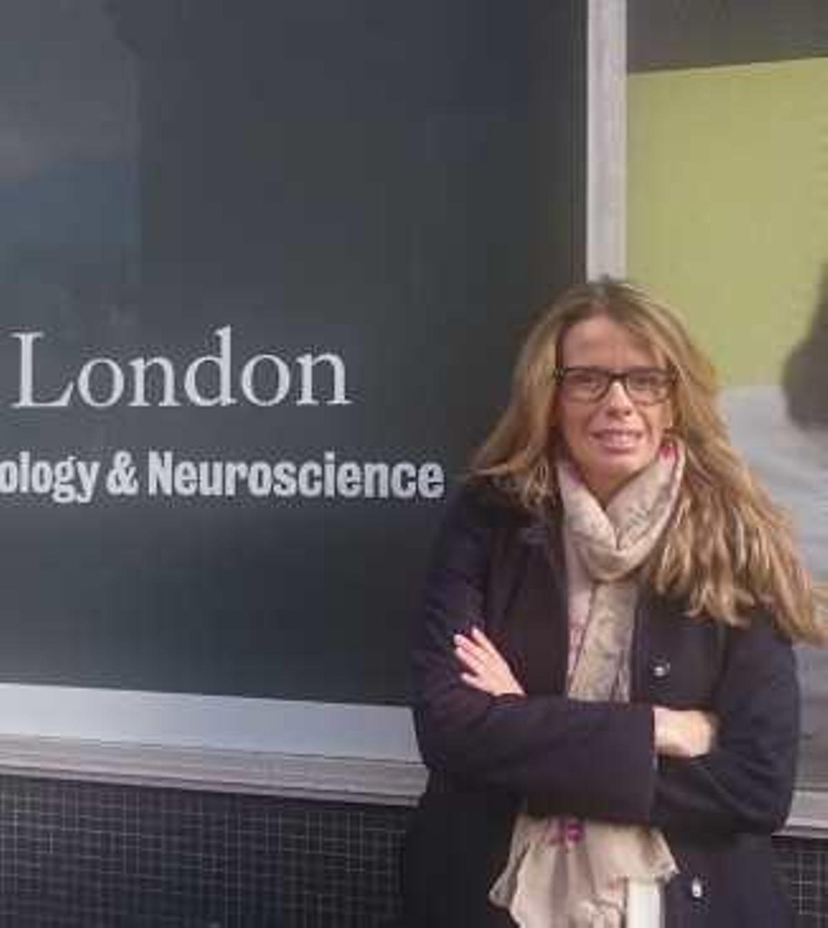 Estará en Inglaterra hasta 2016 formándose en salud mental infantil y juvenil.