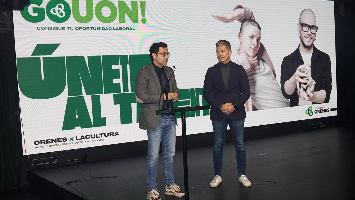 Manuel Cebrián, del ICA, y Pedro García, del Grupo Orenes, durante la presentación.