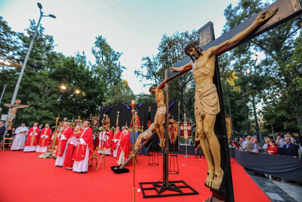 La imagen de Cristo inunda Orihuela