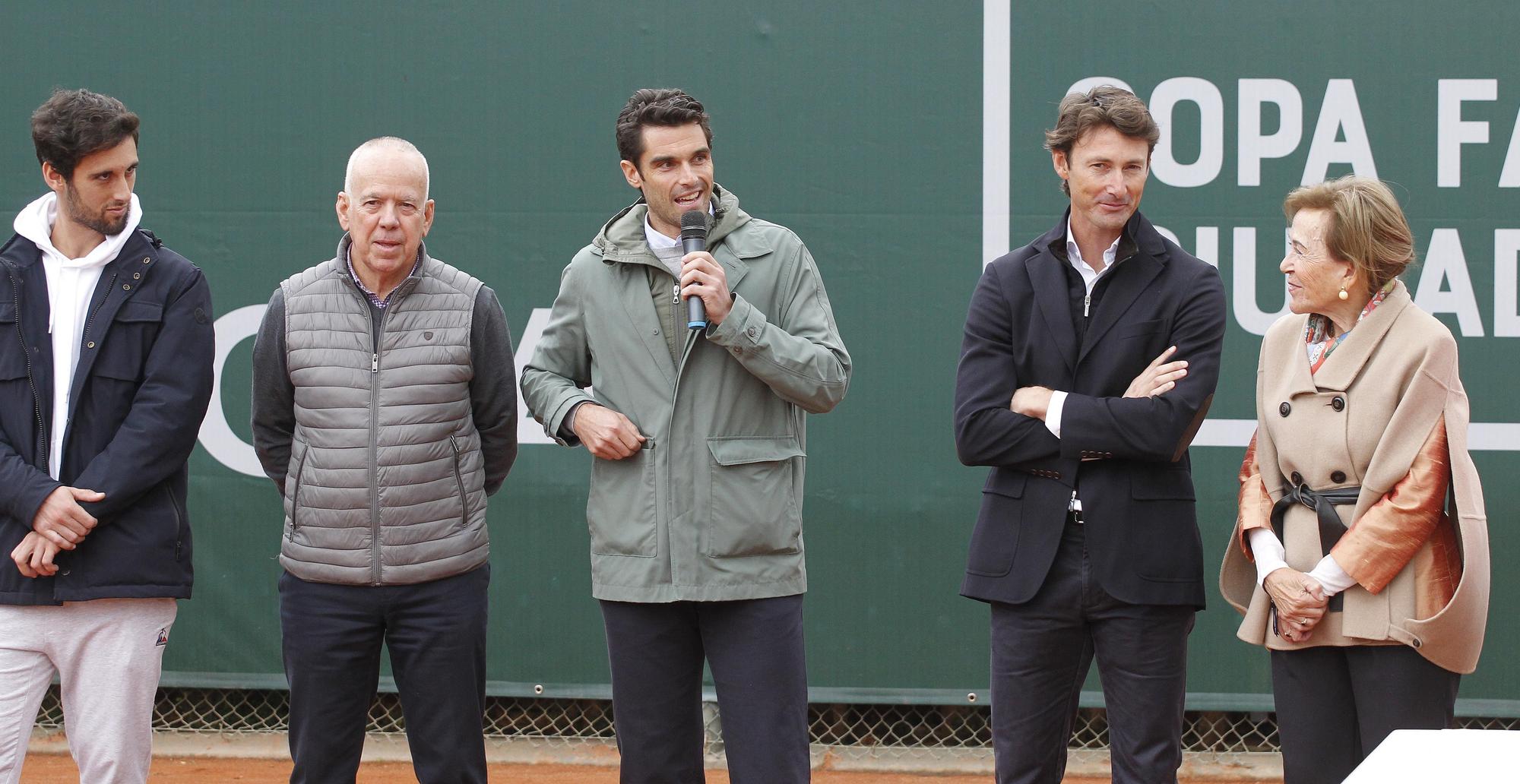 Homenaje a Juan Carlos Ferrero en la Copa Faulcombridge de València