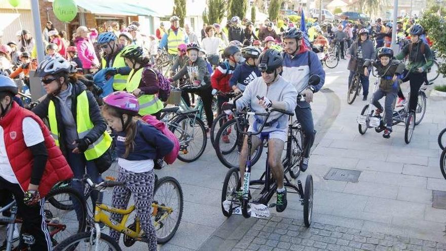 El grupo Discamino también participó en la ruta cicloturista. // Alba Villar