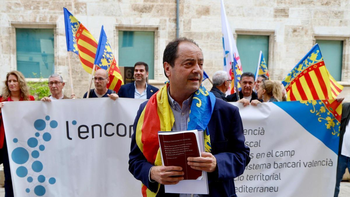 Juristes Valencians pide reactivar la reformar constitucional para recuperar el derecho civil valenciano