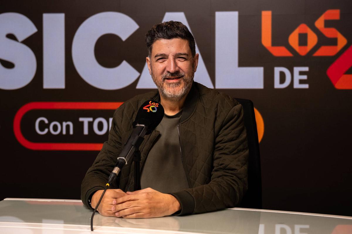 Retrato de Tony Aguilar, locutor de los 40 principales