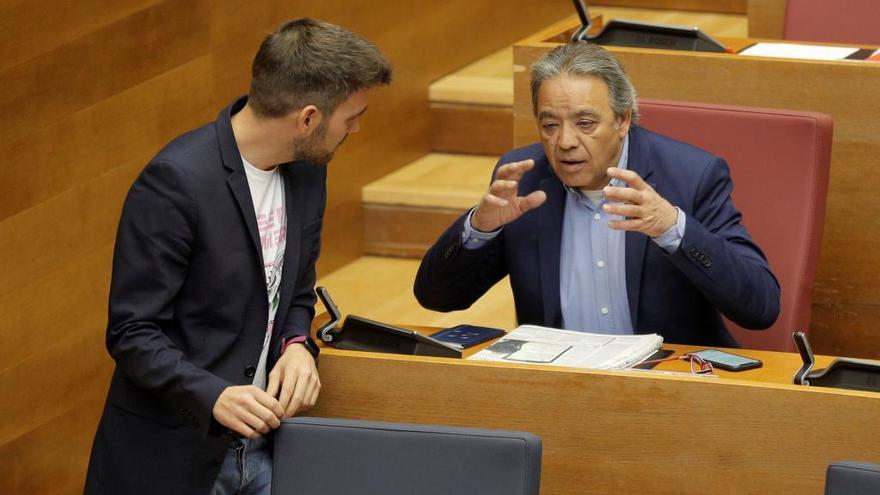 Ferri y Mata, en la sesión de las Corts.