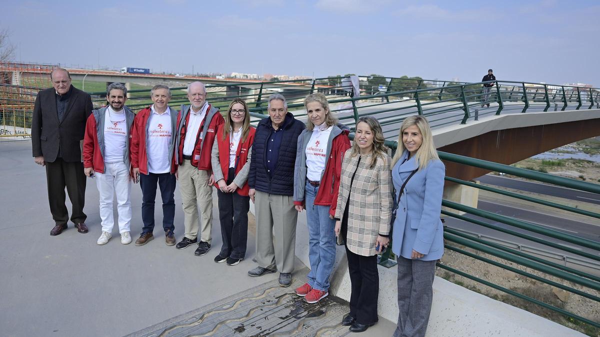 La infanta Elena se ha reunido con representantes de la Fundación Mapfre.