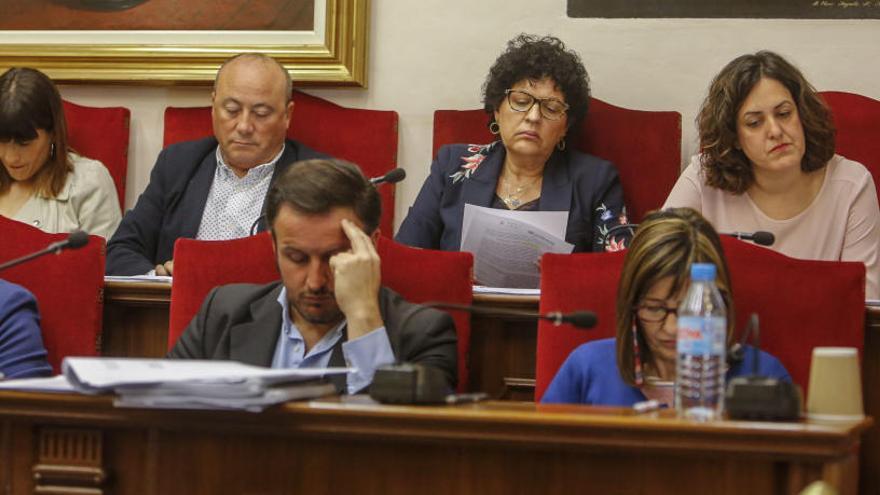 Intervención avisa que faltarán más de 2,6 millones a final de año para pagar nóminas