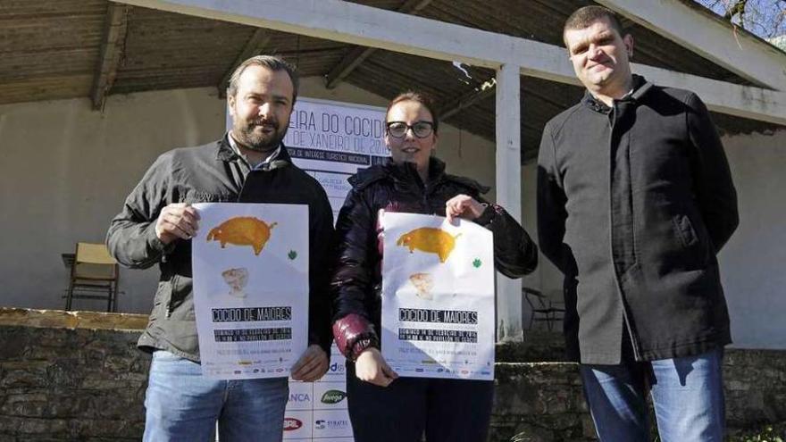 Cuiña, Rielo y Cruz presentaron ayer el evento en Cercio. // Bernabé/Javier Lalín