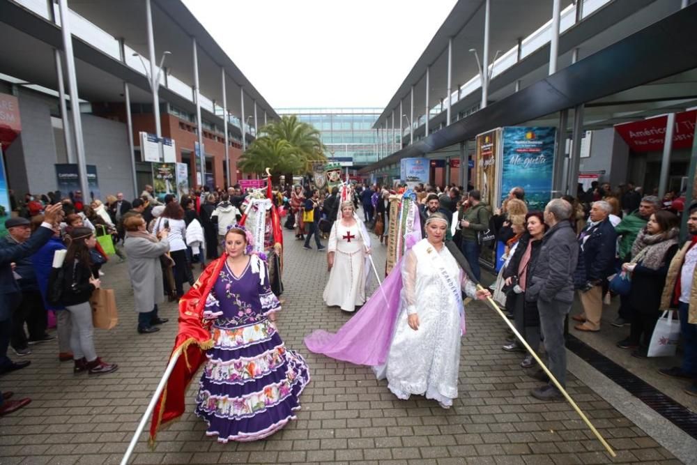 La Federación de Moros y Cristianos de Alicante lleva la fiesta a Madrid.