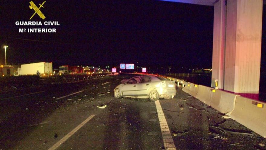 Estado en el que quedó el coche que conducía el detenido