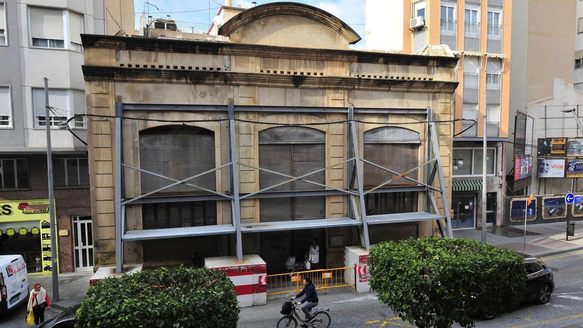 CONSERVACIÓN O ALINEACIÓN DE UN EDIFICIO: RIEGOS EL PROGRESO