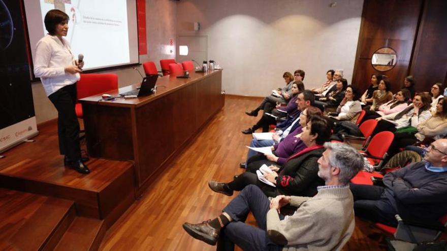 Una charla celebrada en la Cámara de Comercio de Oviedo.