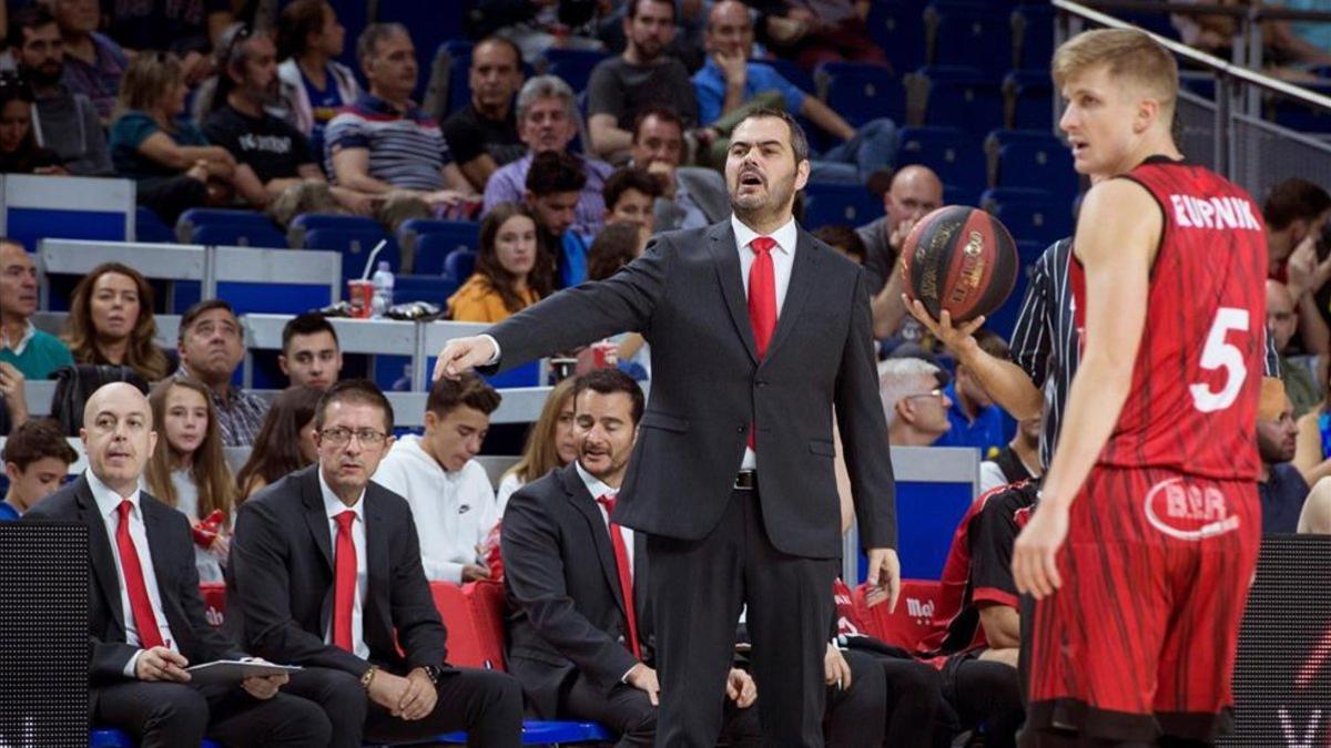 Agustí Julbe en su breve experiencia como entrenador del Fuenlabrada