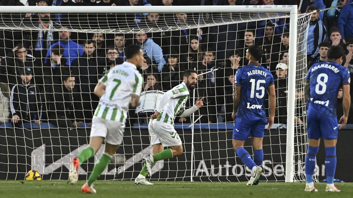 Isco agita la varita ante el Getafe.