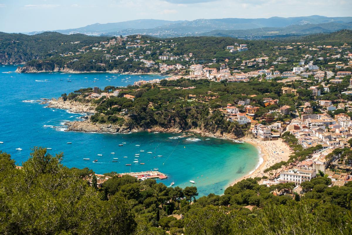 Forma parte de uno de los tramos más bonitos de la Costa Brava