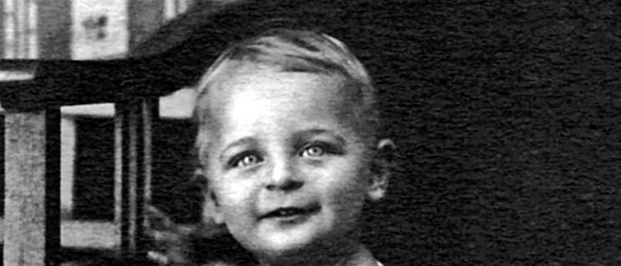 Alfredo Kraus, fotografiado a los 3 años.