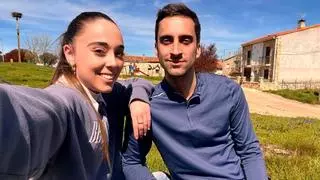 Gabriel y Victoria vivían en Barcelona y se mudaron a un pueblo de Soria: "El mayor cambio es disfrutar de las cosas sencillas"