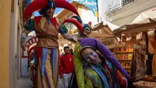 Llombai vive un intenso fin de semana con el mercado renacentista