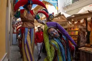 Así se sumerge Llombai en su historia con el mercado renacentista de los Borja