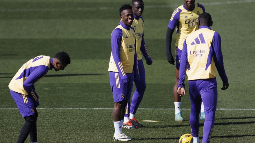 Vinicius vuelve a Mestalla y todo lo demás parece que da igual