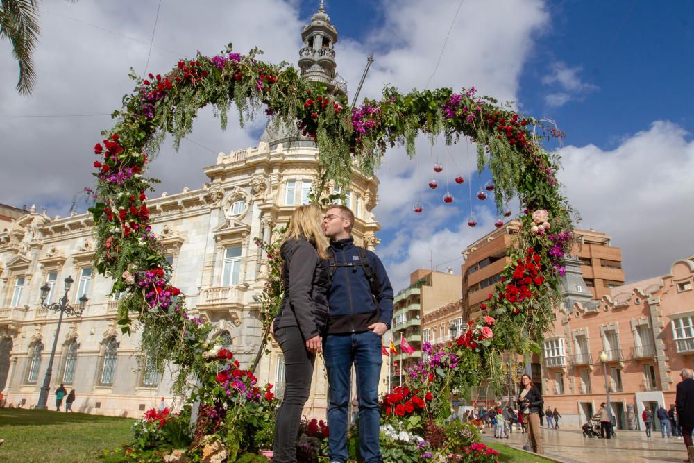 Cartagena celebra con besos el día de San Valentín