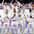 La selección francesa de rugby celebra la medalla de oro