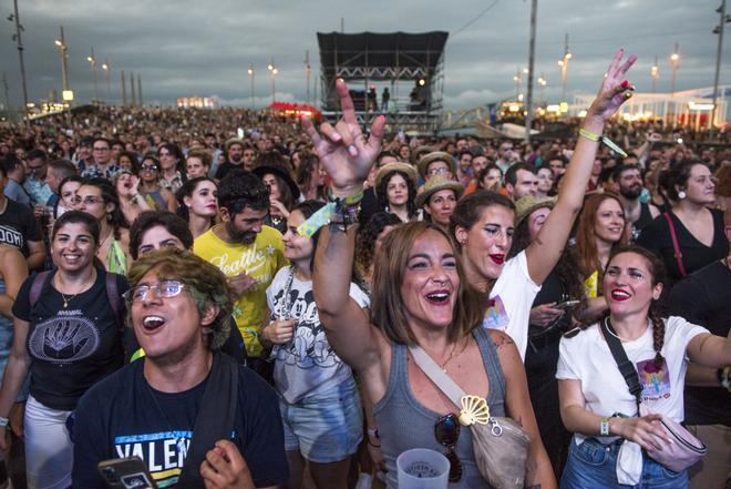 "Si vas en grupo no ves lo que te apetece": así se preparan los festivales ante el auge de los asistentes que van solos