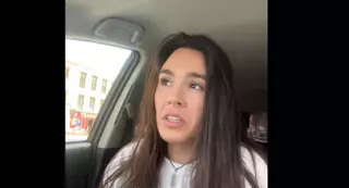 Una taxista de Marbella, obligada a parar en mitad de la carretera por el comportamiento de un pasajero: "Me pica todo"
