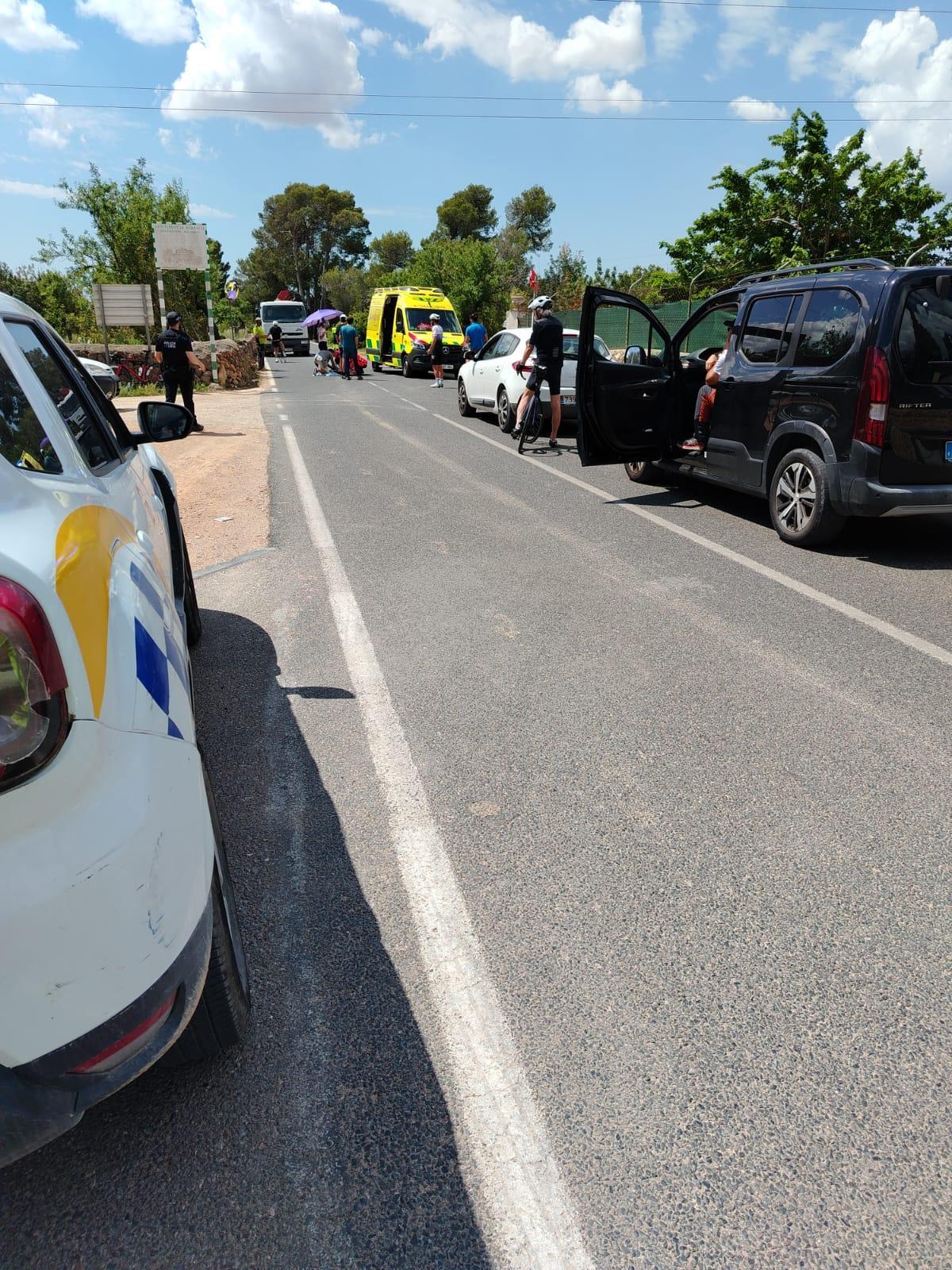 Efectivos de emergencias, en el lugar del accidente.