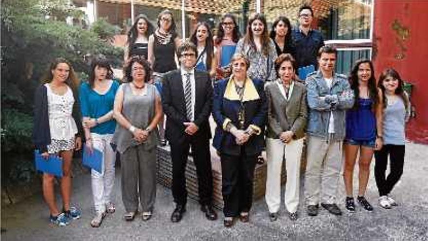 Els estudiants premiats després de l&#039;acte celebrat ahir a la tarda a la Facultat de Ciències de la UdG.