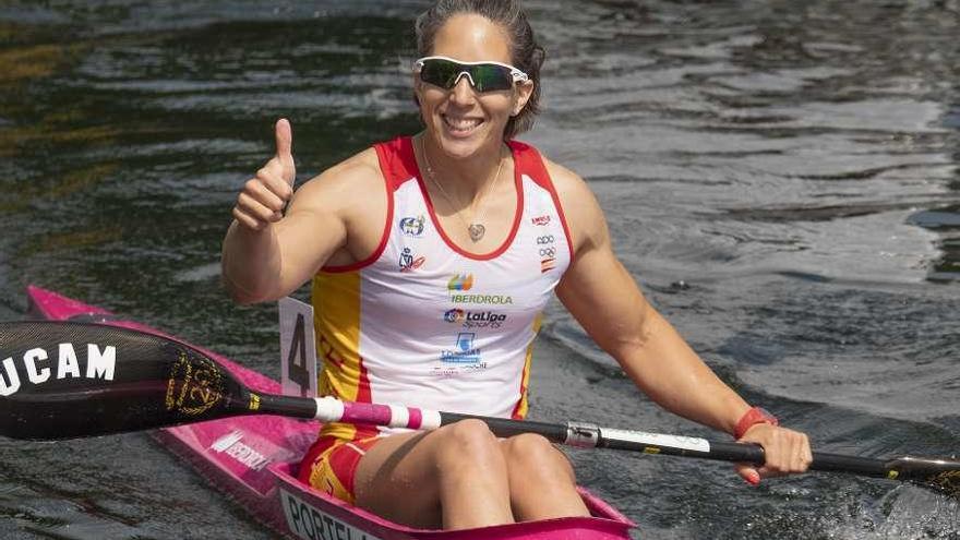 Teresa Portela, tras finalizar la final de los 200 metros. // FDV