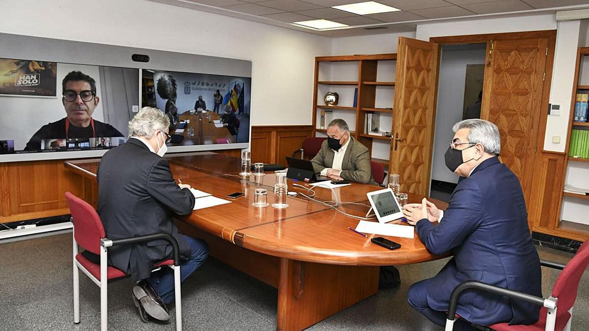 Román Rodríguez, ayer, en el encuentro con las productoras.