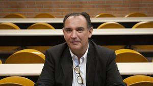 Carlos Padrós : "S’ha de repensar la jubilació forçosa si algú vol seguir i està bé"