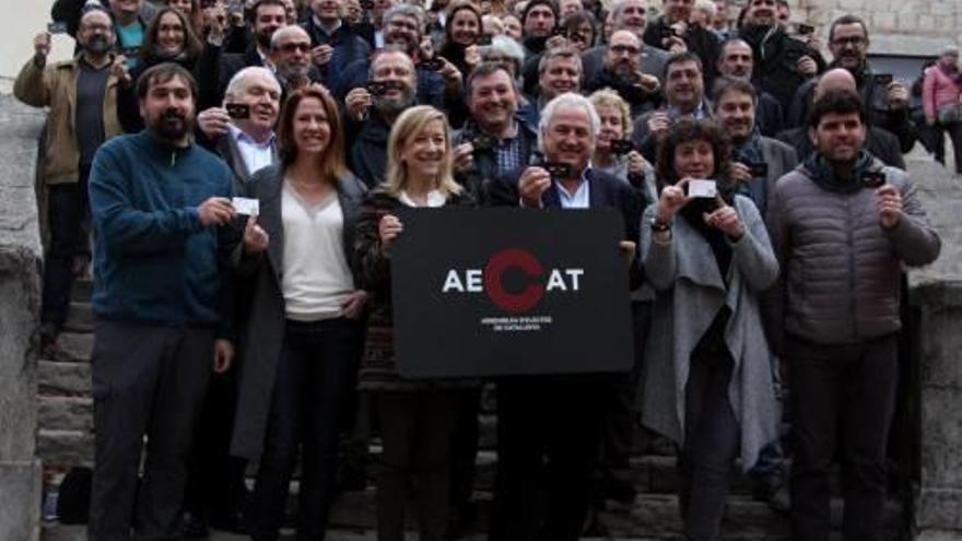 Els càrrecs electes que ahir van assistir a la presentació a Girona.