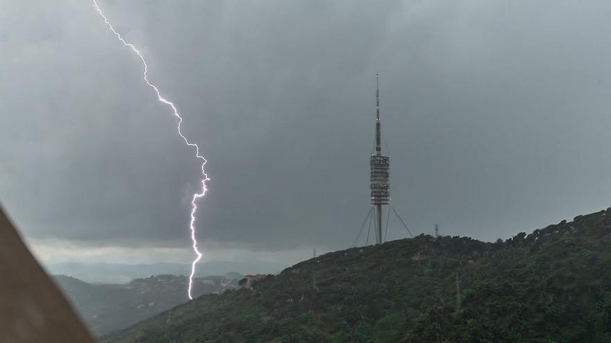 Catalunya activa l’alerta per pluges i tempestes aquest dissabte: aquestes són les zones més afectades