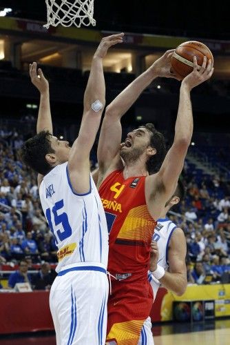 Imágenes del partido entre Islandia y España en la cuarta jornada del Eurobasket