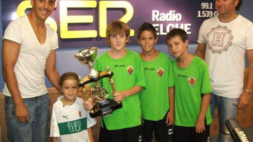 Radio Elche premia a Carpio