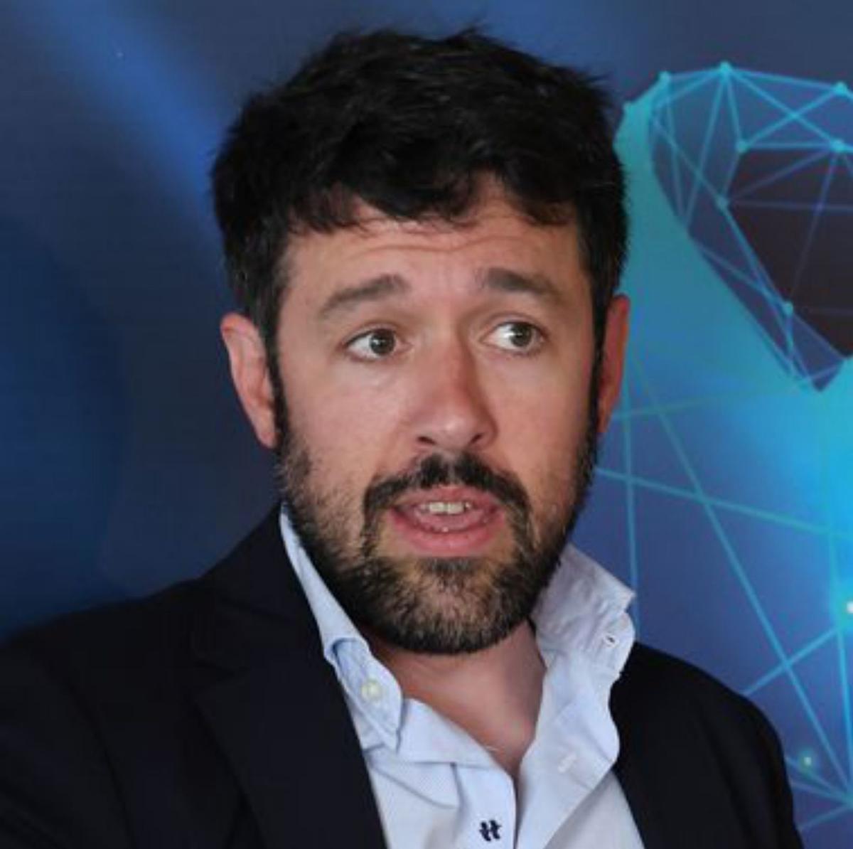 Más cultura financiera y menos prisa para una inversión «sostenible» ante la volatilidad