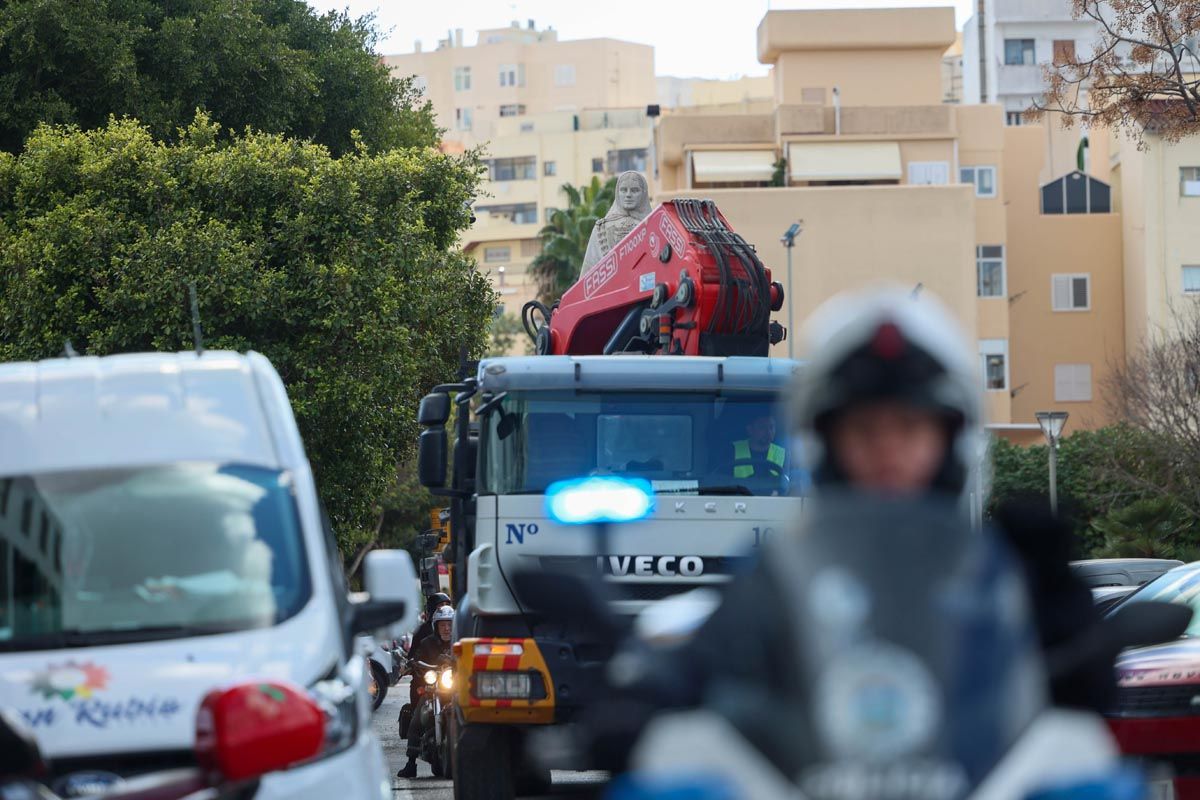 Galería: Todas las imagenes del traslado de la pagesa de Ibzia a su nueva ubicación