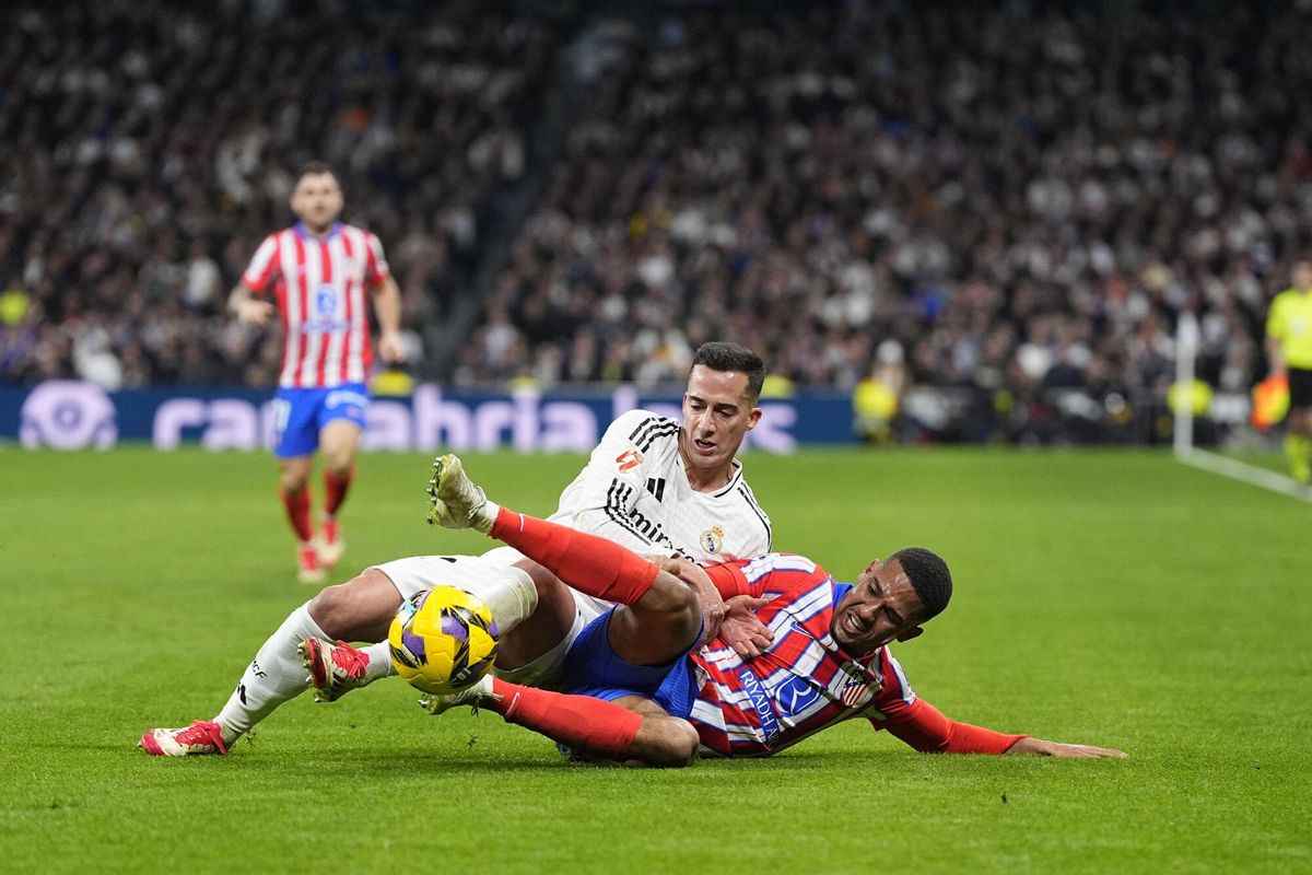Samuel Lino of Atletico de Madrid and Lucas Vazquez of Real Madrid in action during the Spanish League, LaLiga EA Sports, football match played between Real Madrid and Atletico de Madrid at Santiago Bernabeu stadium on February 8, 2025, in Madrid, Spain. AFP7 08/02/2025 ONLY FOR USE IN SPAIN. Oscar J. Barroso / AFP7 / Europa Press;2025;SOCCER;SPAIN;SPORT;ZSOCCER;ZSPORT;Real Madrid v Atletico de Madrid - LaLiga EA Sports;