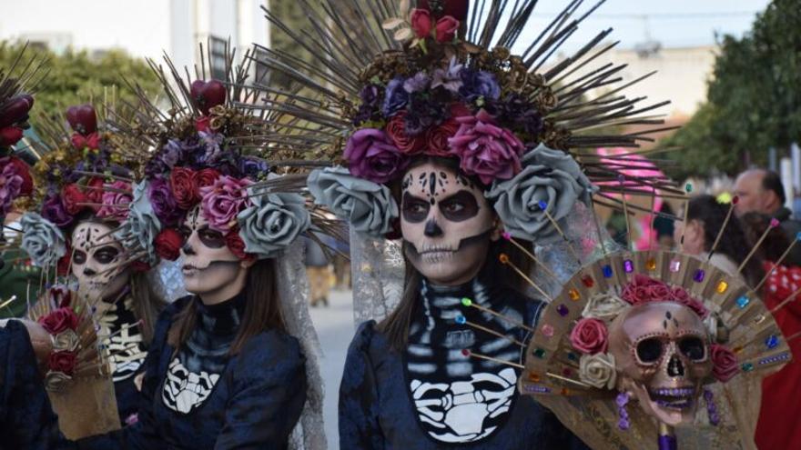 El Carnaval de Humilladero desborda las calles y proclama su éxito un año más