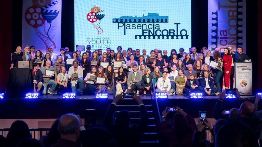 Premios de los festivales Plasencia Encorto: ‘Donde se quejan los pinos’ y ‘Hotel del más allá’, los ganadores