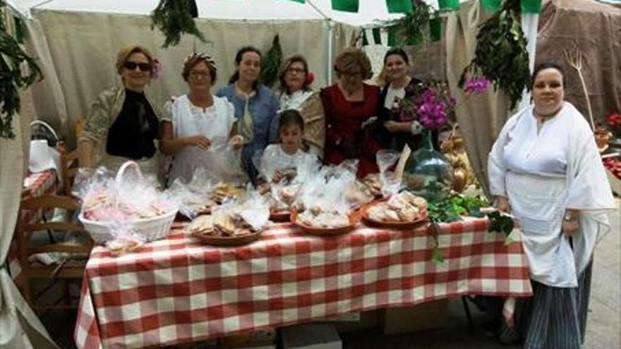 Pura Cepa de Almendralejo alcanza las 140 socias y publica su primer libro de cocina