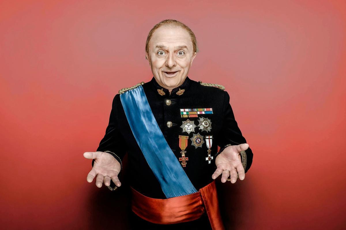 Toni Albà en el papel del rey emérito