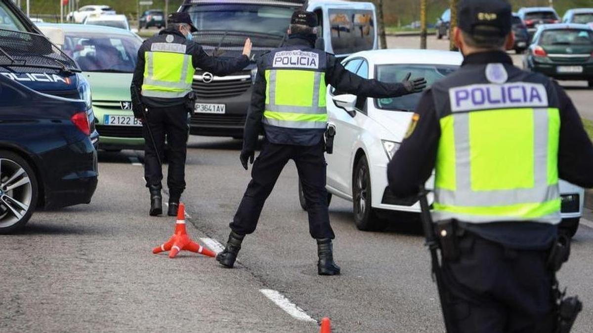 Luz verde a la multa de aparcamiento de 200 en las plazas verdes de la calle: la Guardia civil extrema la vigilancia